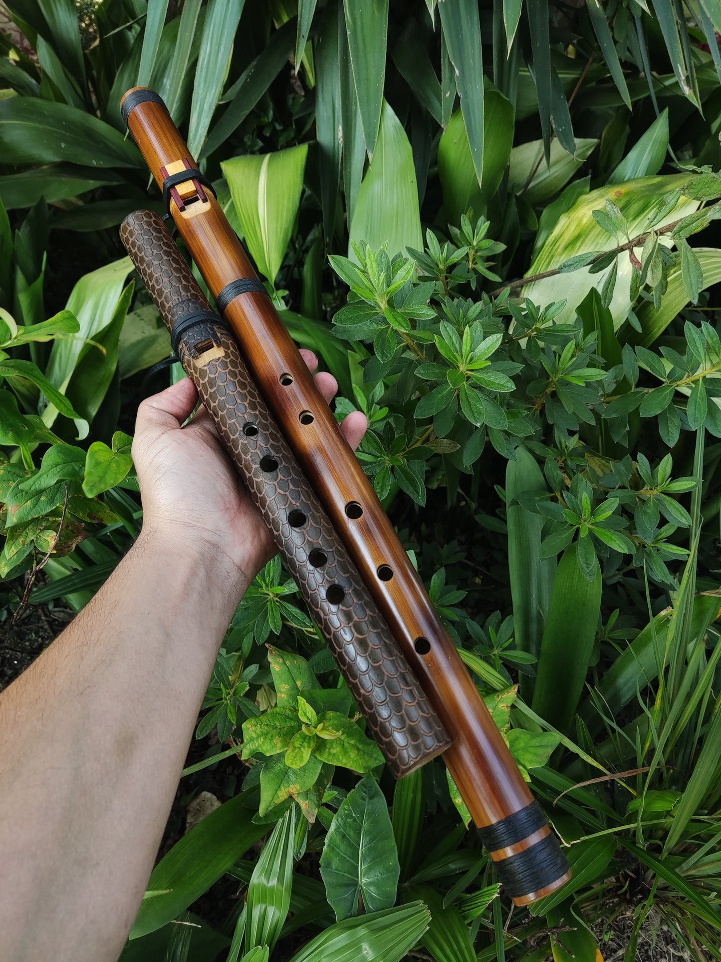 For Léandre: two Native American Style Flutes: Ethnic Native American Style flute in E4 and Dragon Skin in High C