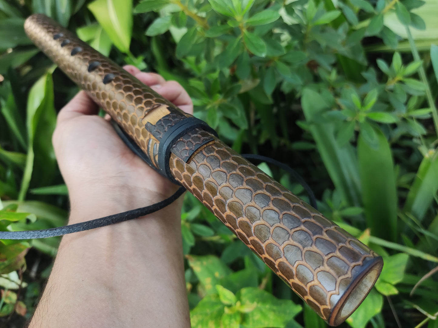 For Léandre: two Native American Style Flutes: Ethnic Native American Style flute in E4 and Dragon Skin in High C