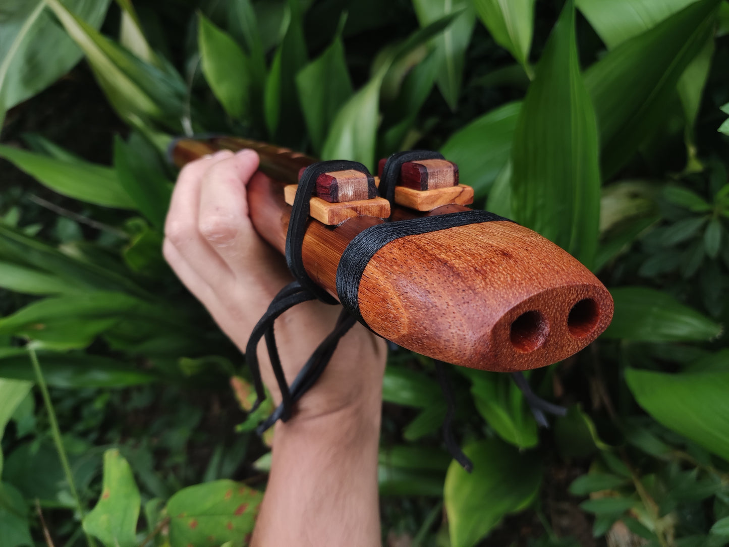 Native American Style Bamboo Drone flute in G#. Handmade Flute for Sound healing and Meditation Sessions | Rui Gomes