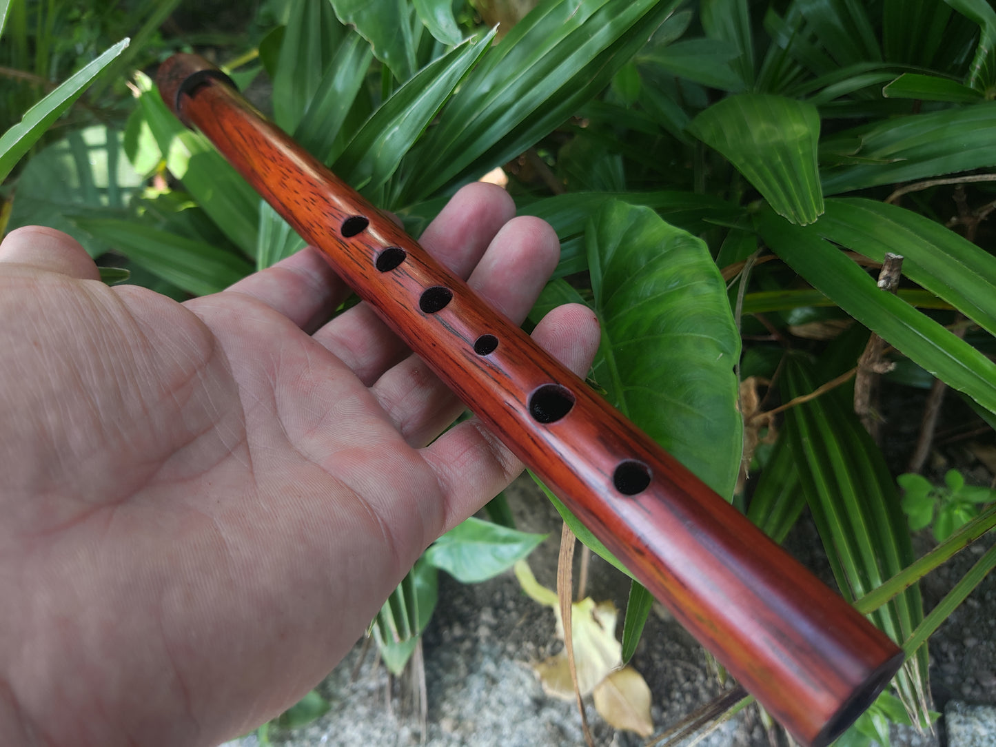 High D Whistle handmade out of Padauk | Rui Gomes