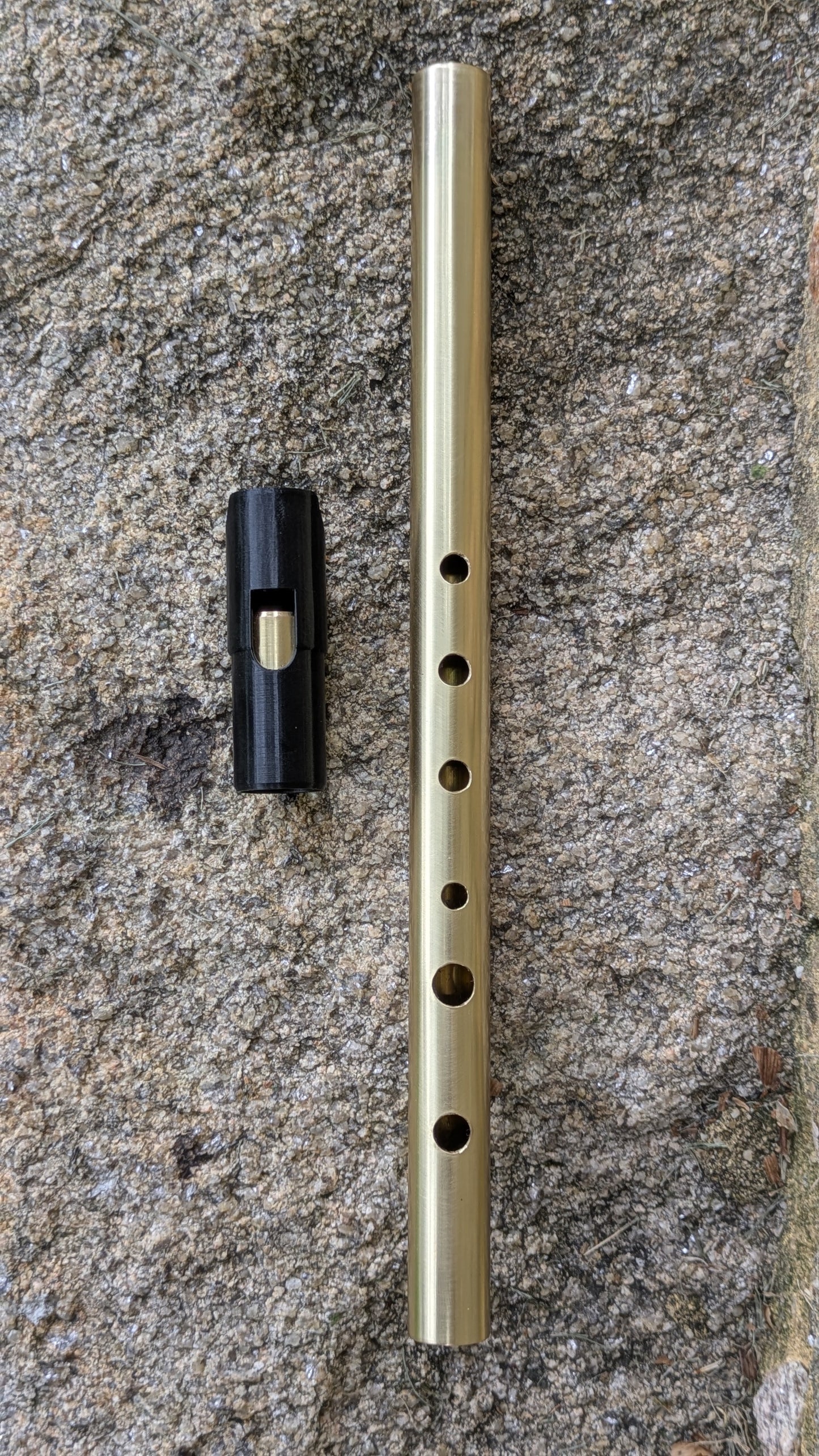 Brass Tunable Whistle in D | New model | Rui Gomes