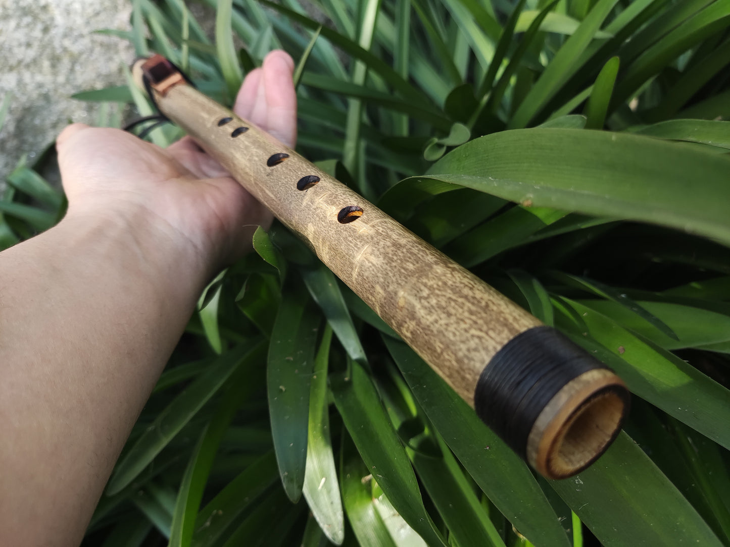 Native American Style bamboo flute in the key of A | Rui Gomes