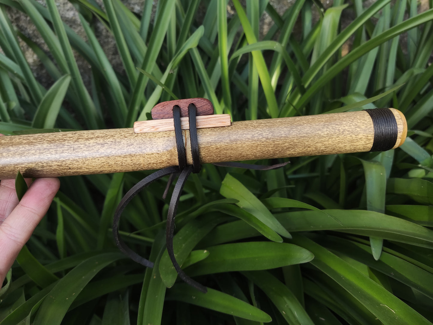 Native American Style bamboo flute in the key of A | Rui Gomes