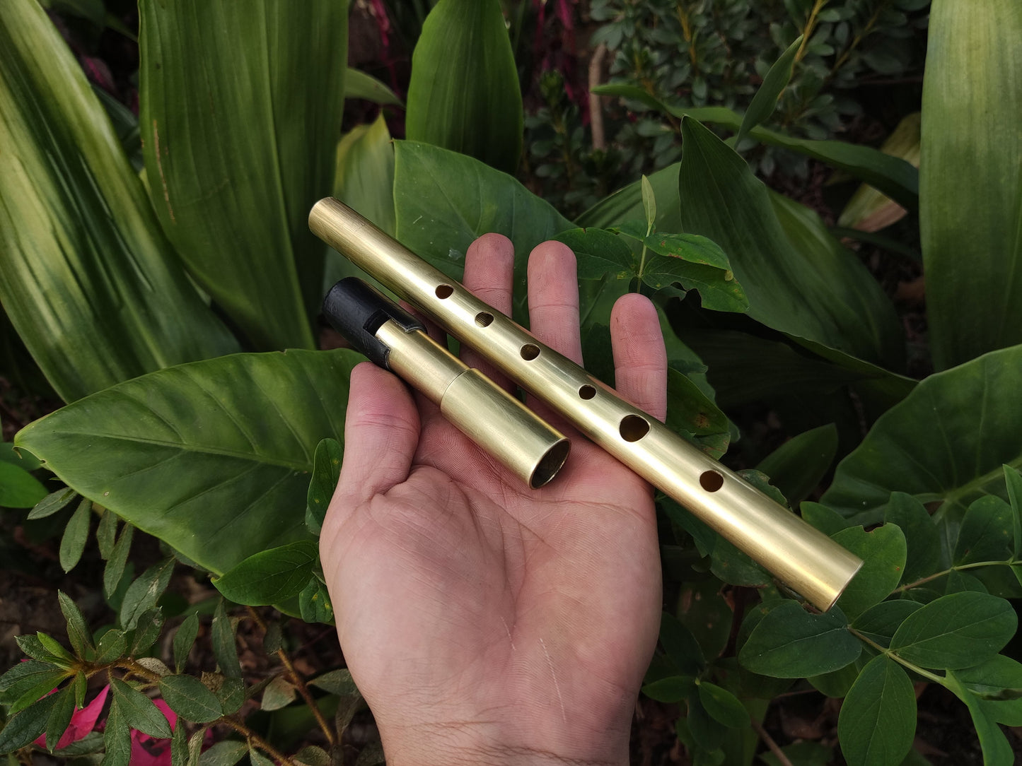 Tunable Whistle in high D. Brass | Rui Gomes