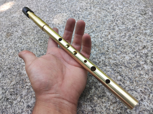 Tunable Whistle in high C.  Brass | Sopro Flutes