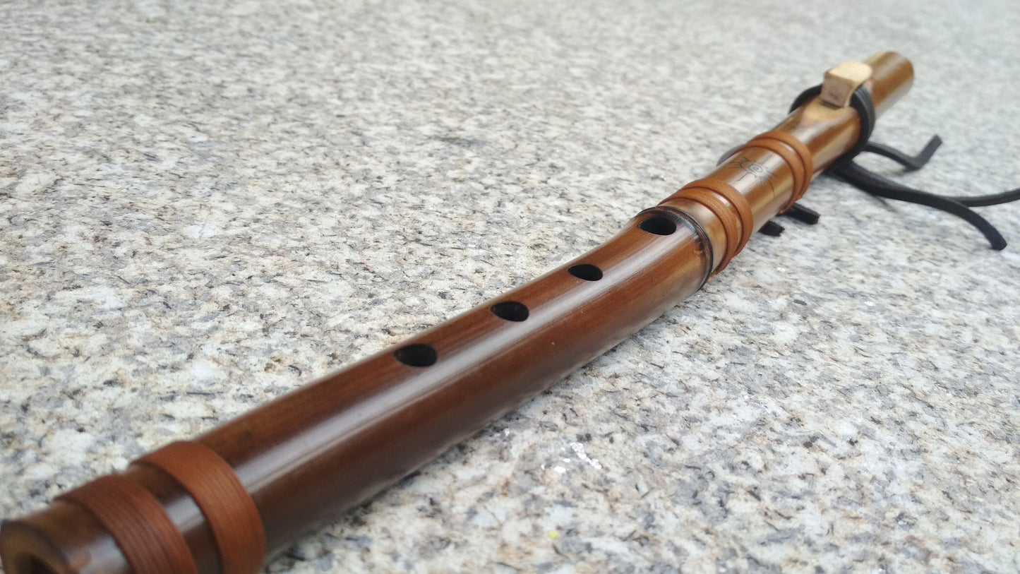Exotic Native American Style Bamboo flute. Indian Minor Pentatonic Flute. Small Mountain flute.
