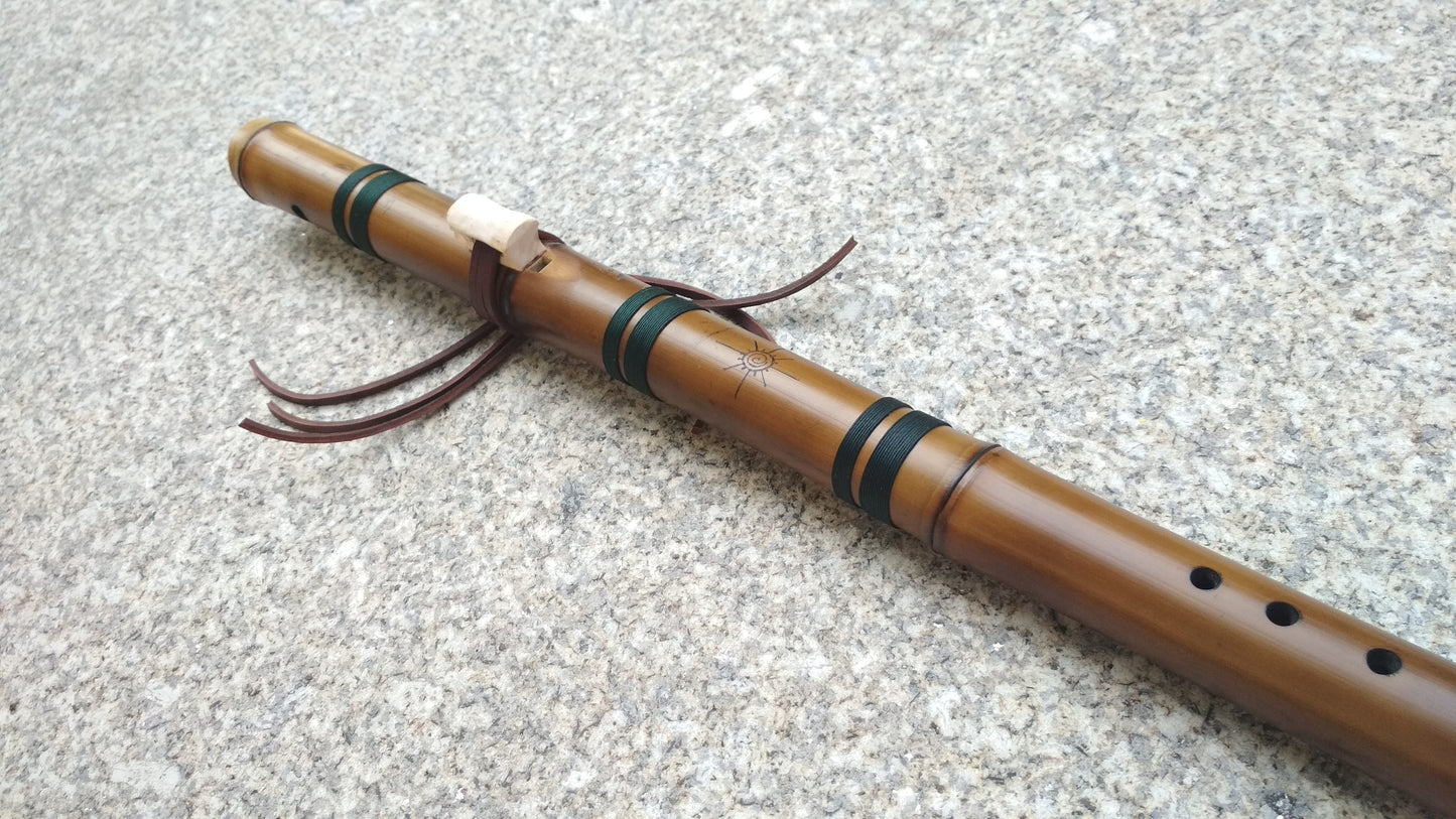 Meditative Native American and Oriental style Bass Kokin Akebono Bamboo flute. Ethnic exotic fusion flute. Deep relaxing meditation flute.