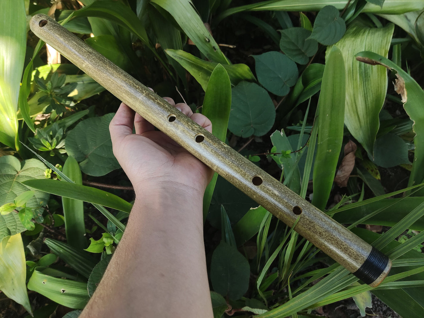 Major pentatonic flute. Culture fusion bamboo flute. Ethnic flute with a Major Pentatonic Scale. Rustic Meditative Flute. Sound healing.
