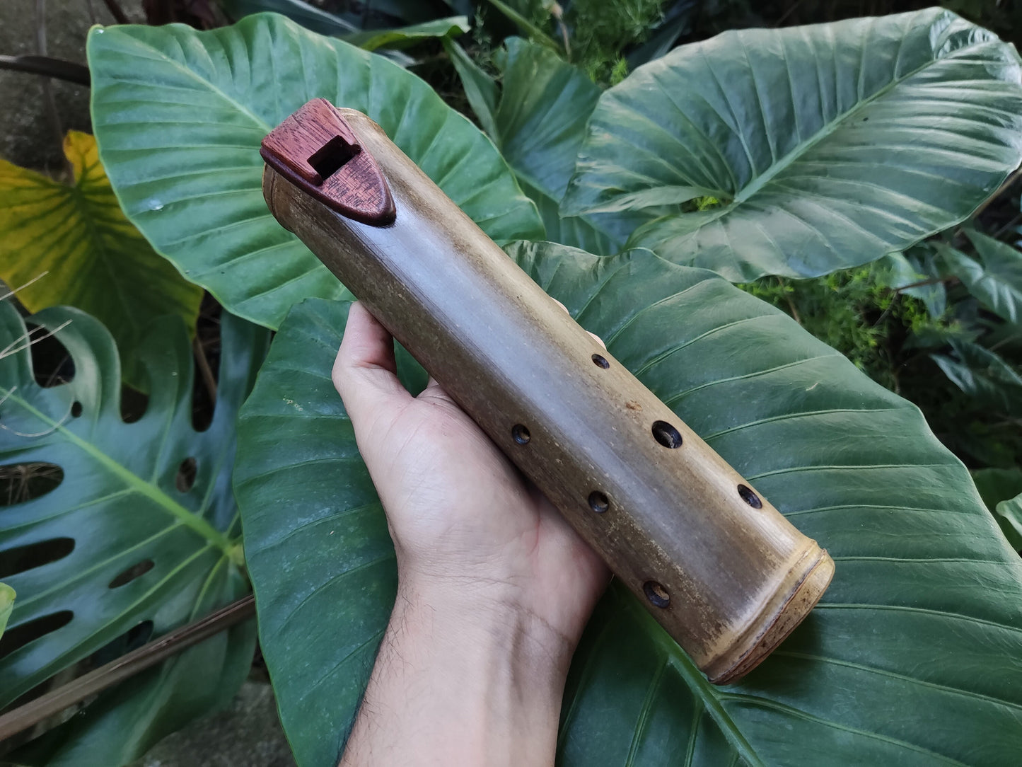 Deep Native American Style Bamboo Ocarina in the key of low C#. Ethnic vessel flute in E scale. Meditative ocarina. Low ocarina