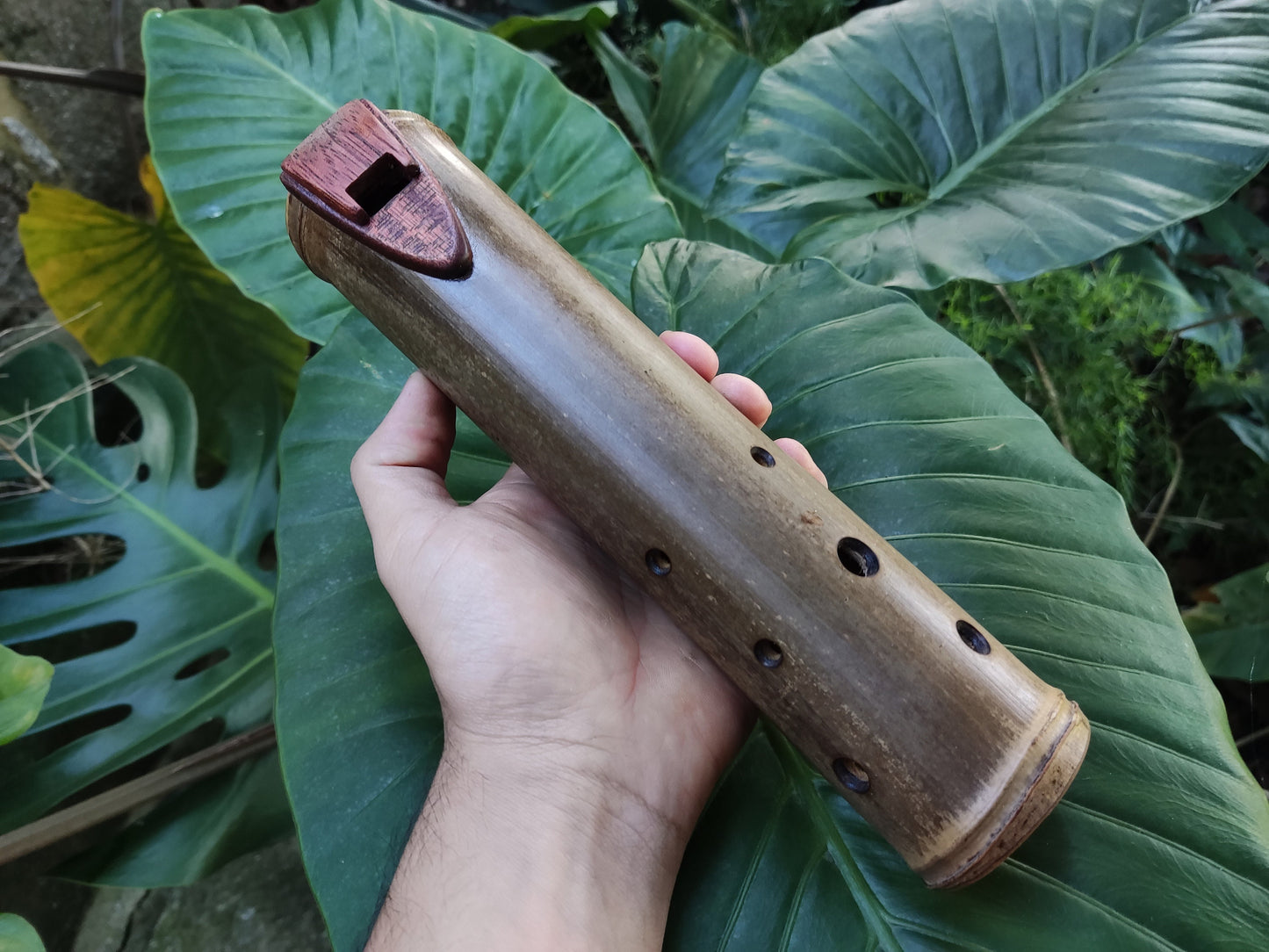 Deep Native American Style Bamboo Ocarina in the key of low C#. Ethnic vessel flute in E scale. Meditative ocarina. Low ocarina