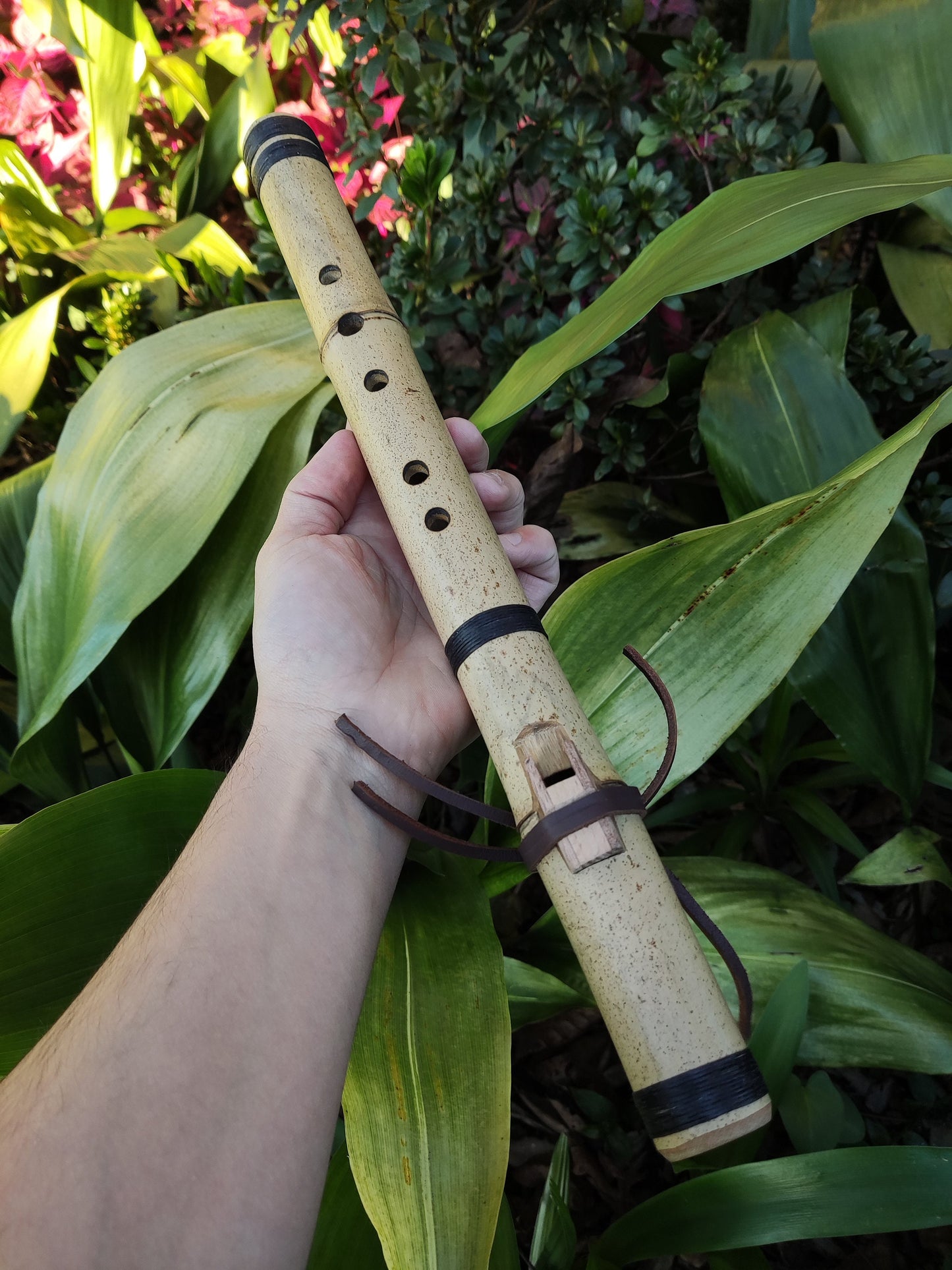 Native American Style Bamboo Flute in the key of A 440Hz | A Minor pentatonic scale with a Rustic look | Intuitive instrument | Rui Gomes