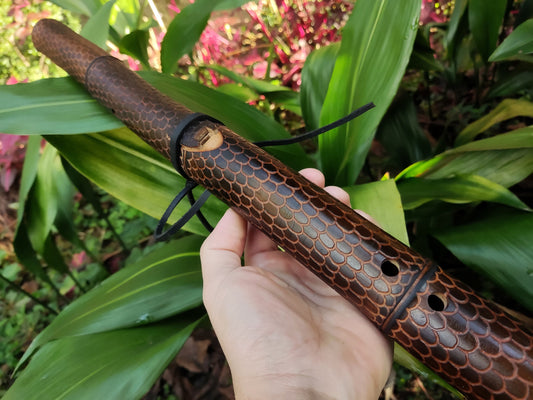 Dragon Skin Native American Style Bamboo flute in D# with a Minor Pentatonic Scale. Ethnic crooked flute with Hand Carved Dragon scales