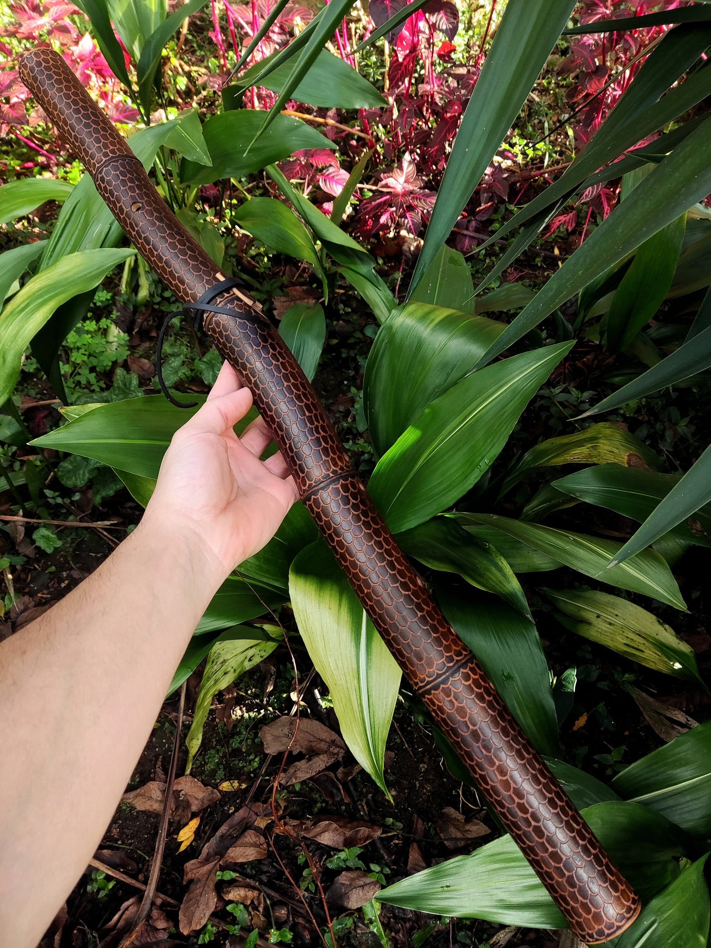 Dragon Skin Native American Style Bamboo flute in D# with a Minor Pentatonic Scale. Ethnic crooked flute with Hand Carved Dragon scales