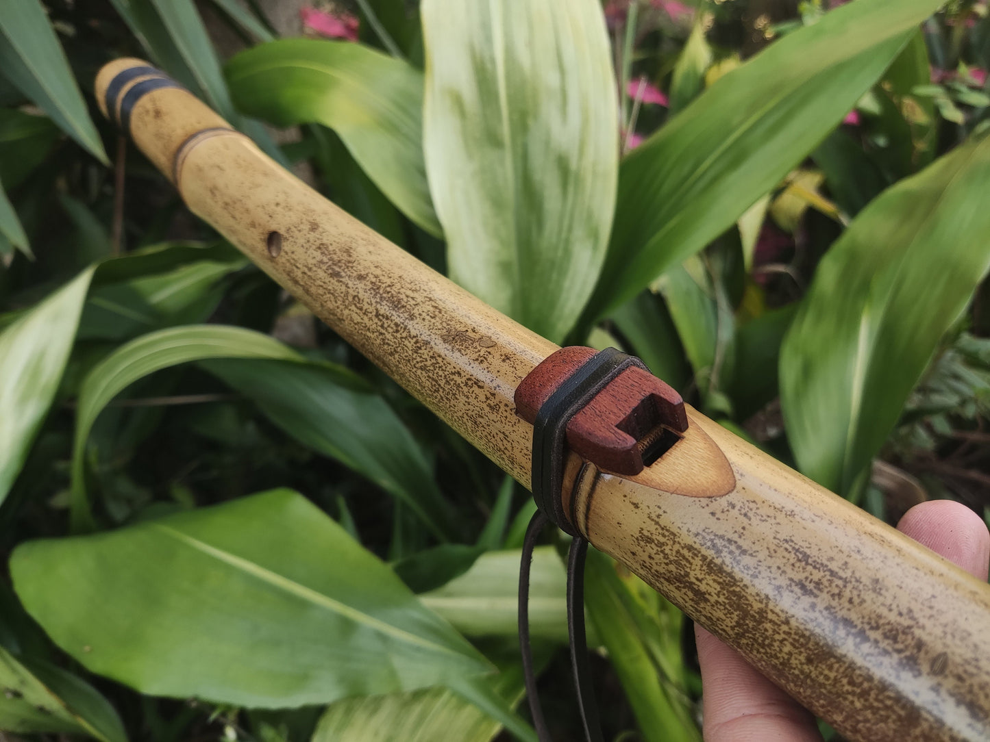 The Crooked Flute! Side blown NA style flute low E. Ethnic indigenous flute. Handmade rustic flute. Sound healing flute. Meditative flute.