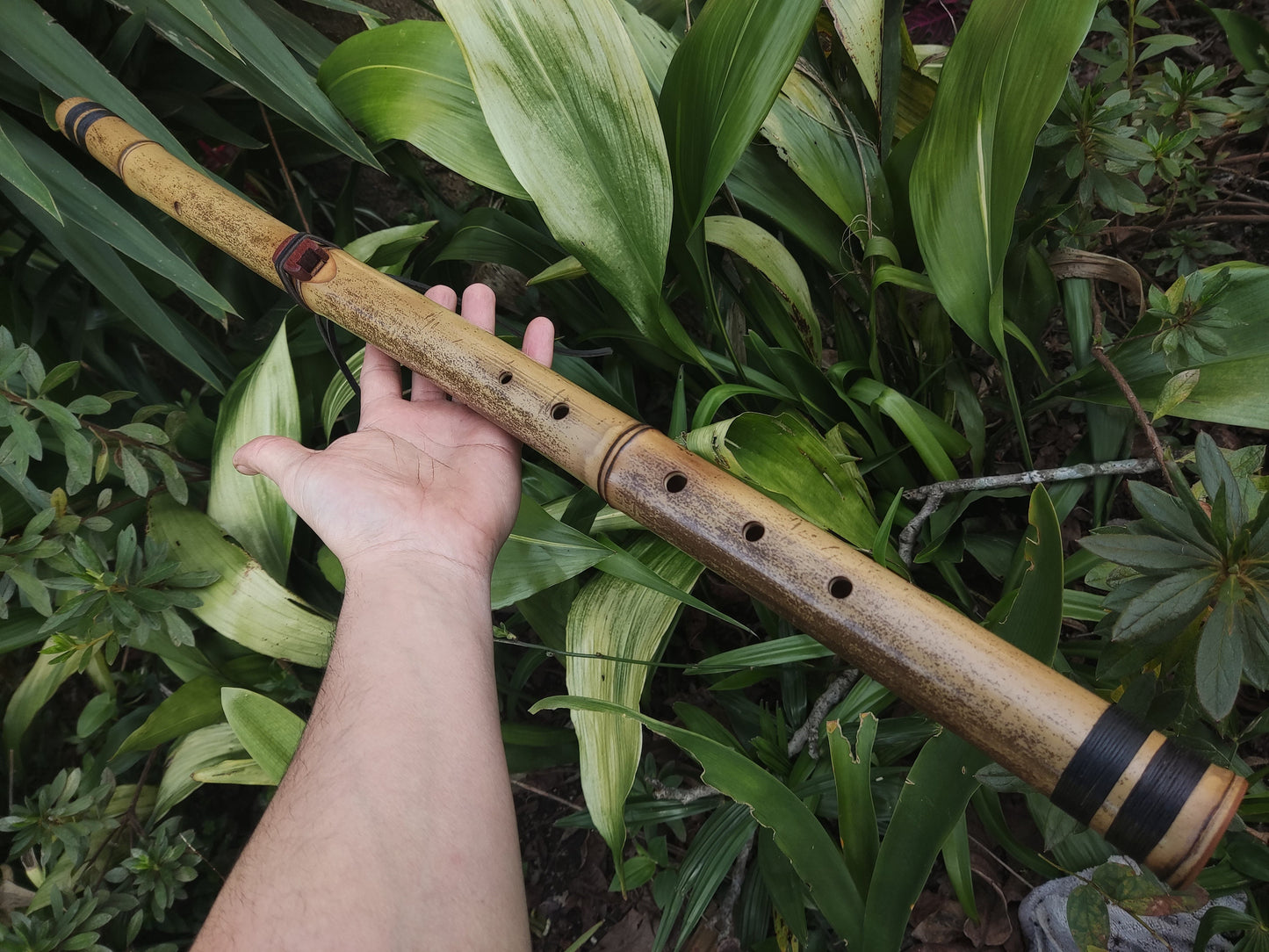 The Crooked Flute! Side blown NA style flute low E. Ethnic indigenous flute. Handmade rustic flute. Sound healing flute. Meditative flute.
