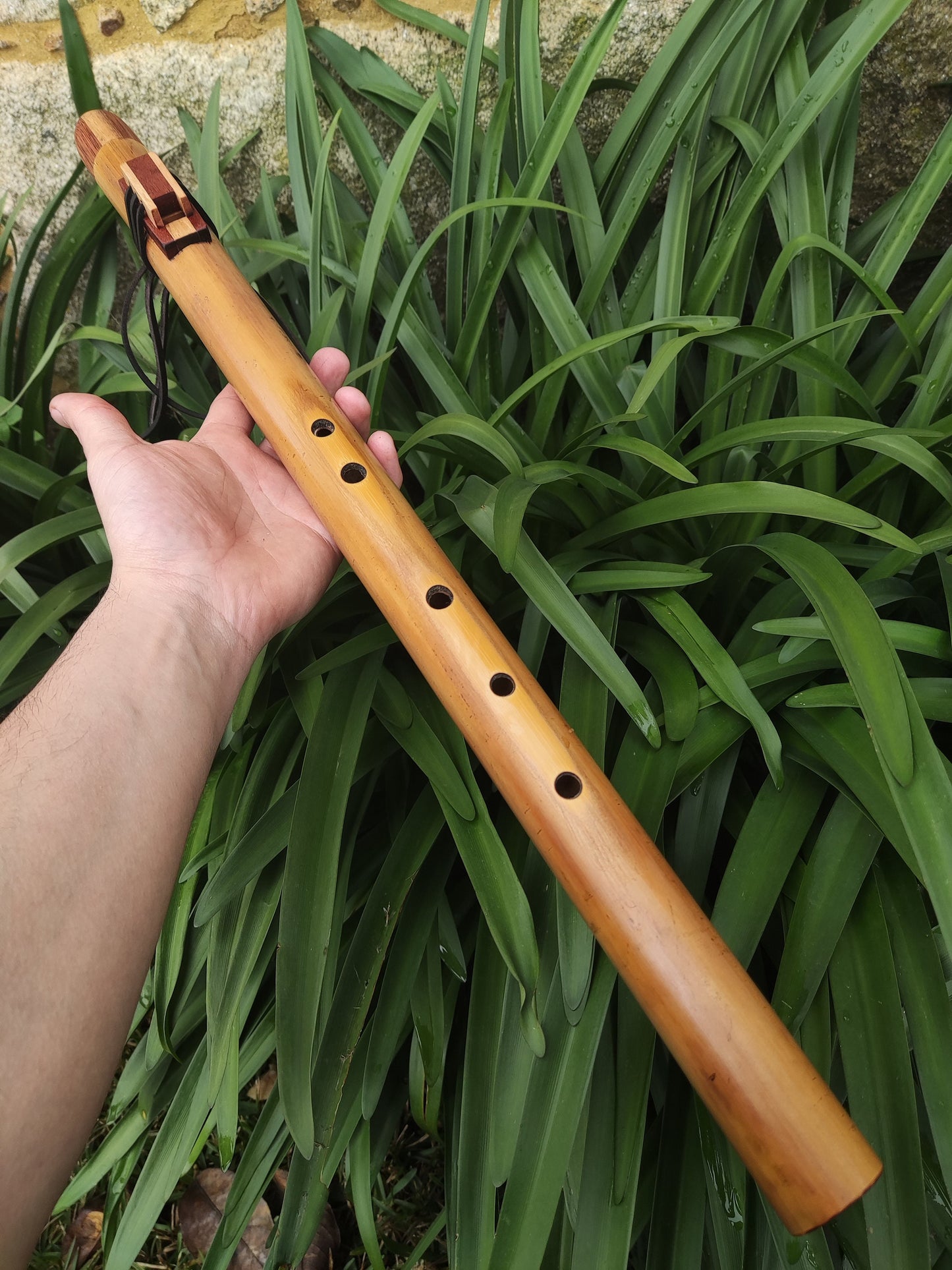 Native American and Oriental Style Bamboo flute in low D. Native American style flute for Meditation | Sopro Flutes