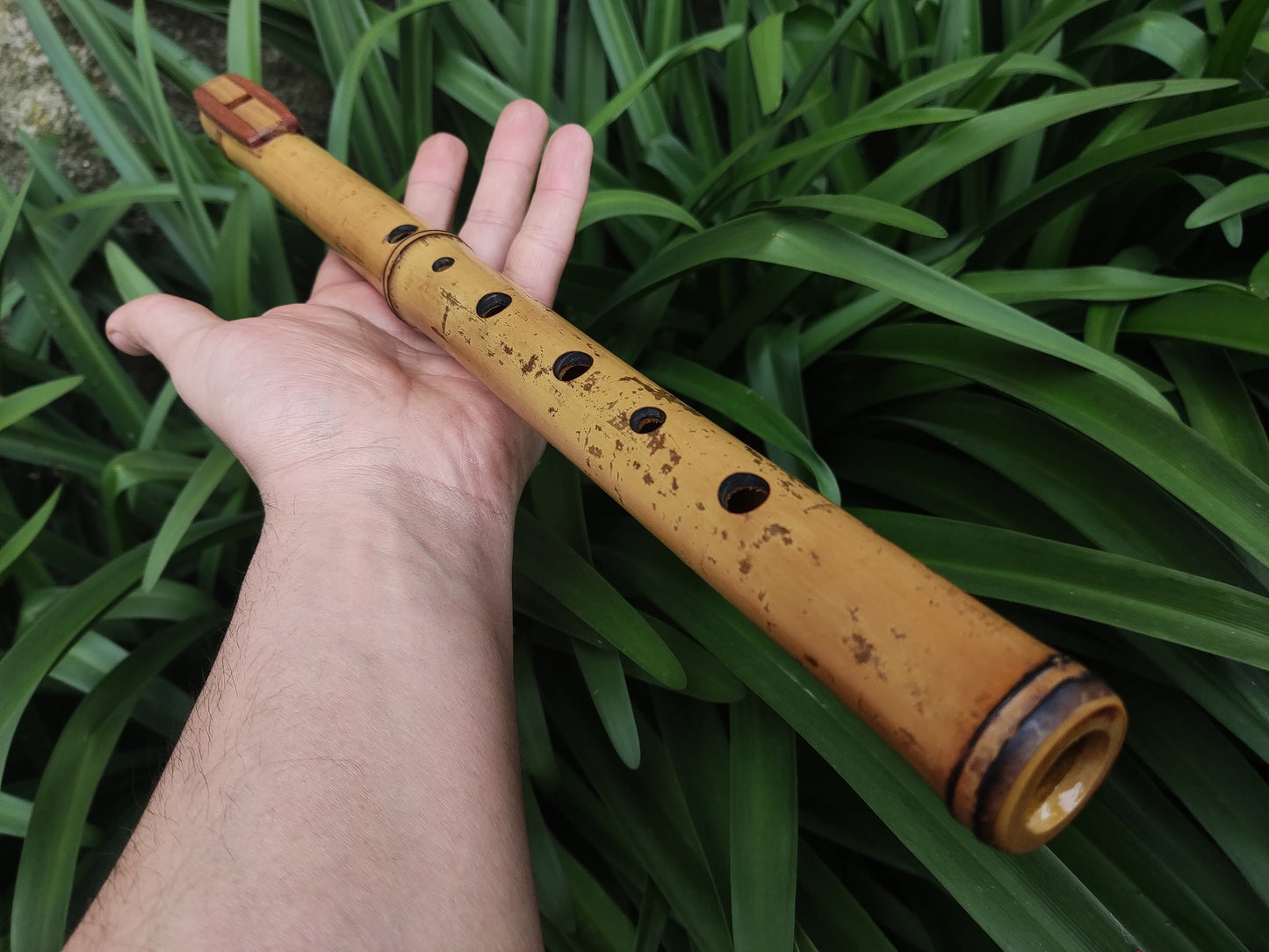 G Minor Harmonic Fipple Flute handmade out of Bamboo and reclaimed Mahogany and Chestnut. Intuitive flute | Sopro Flutes