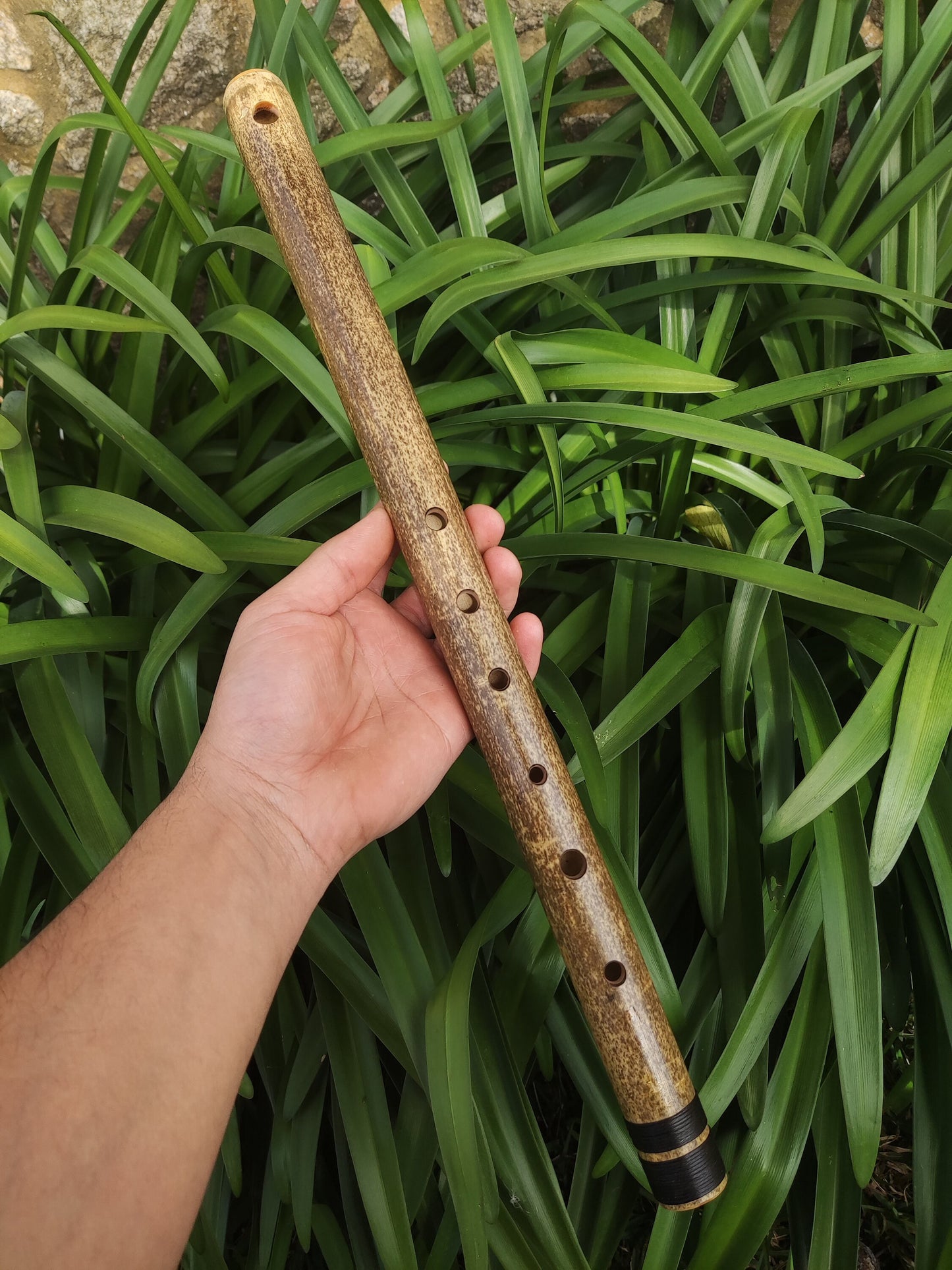 Bamboo flute in F (Bansuri in A#), equivalent to the Low F Irish flute. Meditative flute with Oriental design, suitable for folk music