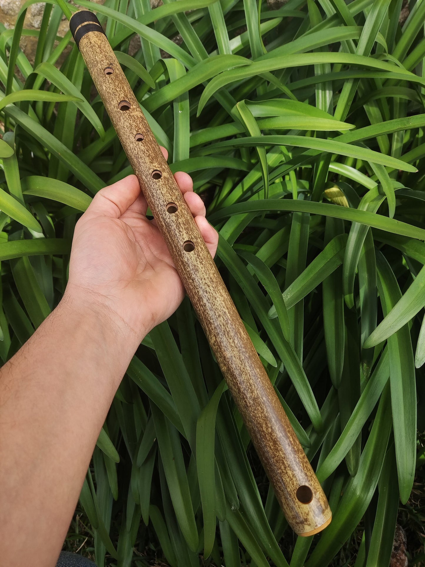 Bamboo flute in F (Bansuri in A#), equivalent to the Low F Irish flute. Meditative flute with Oriental design, suitable for folk music
