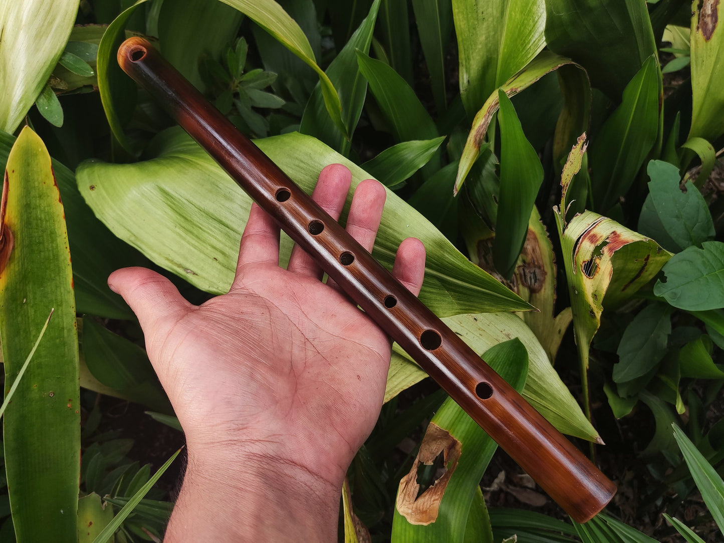 Simple A Major Bamboo Flute tuned in A440. Handmade Bansuri Flute fine tuned for Western and Eastern Music