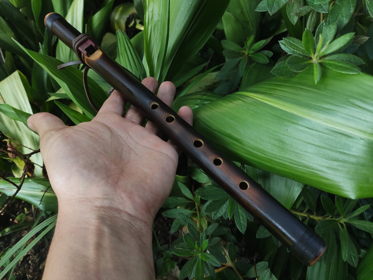 Pocket Native American and Oriental Style Bamboo flute in C, Ethnic and exotic flute with PurpleHeart Block | Gift for Musician | Rui Gomes