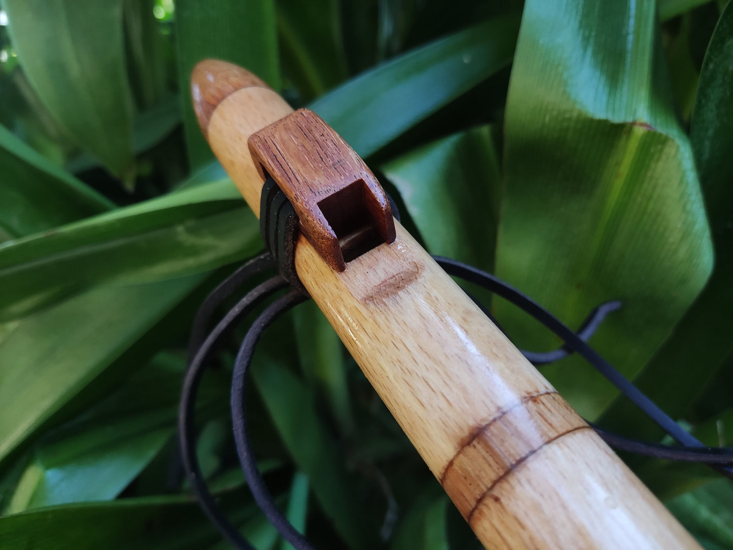 Native American Style Flute in the key of A for Meditation & Sound Healing by Rui Gomes, Handmade Wooden Instrument made with European Beech