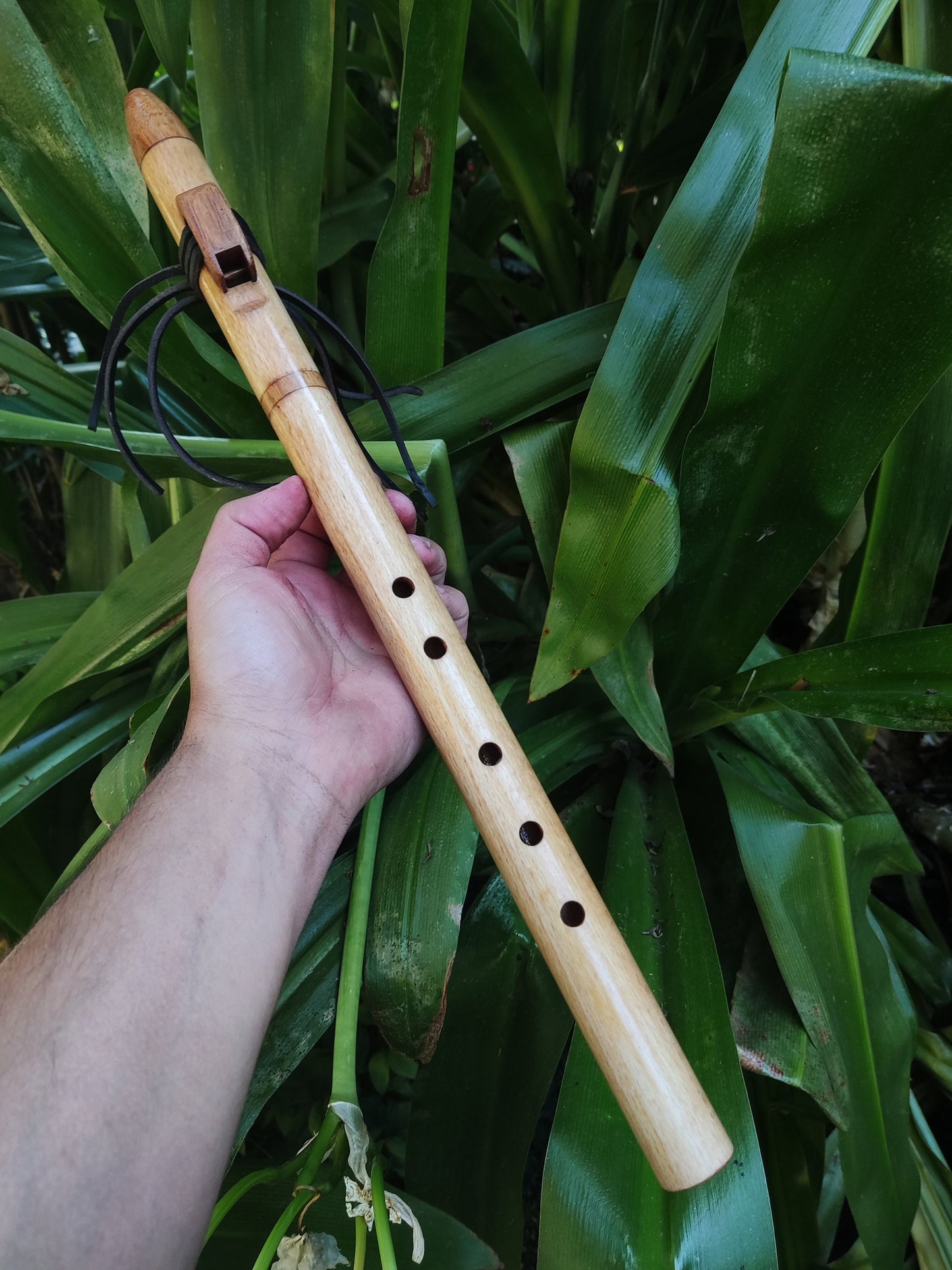Native American Style Flute in the key of A for Meditation & Sound Healing by Rui Gomes, Handmade Wooden Instrument made with European Beech