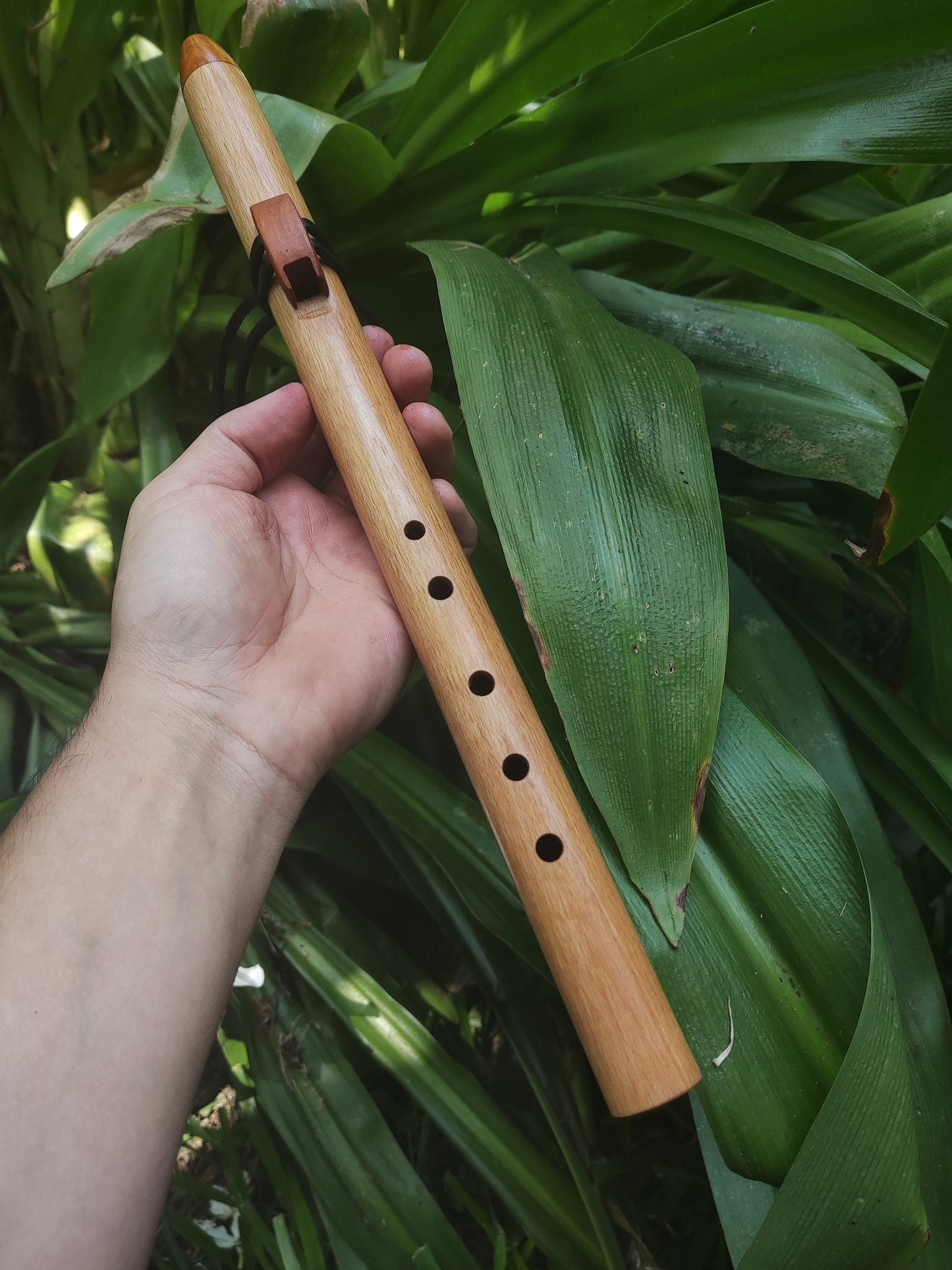 Pocket Native American Style Flute in High D | European Beech | Perfect for Hiking, Mindfulness, Deep Meditation & Sound Healing | Rui Gomes