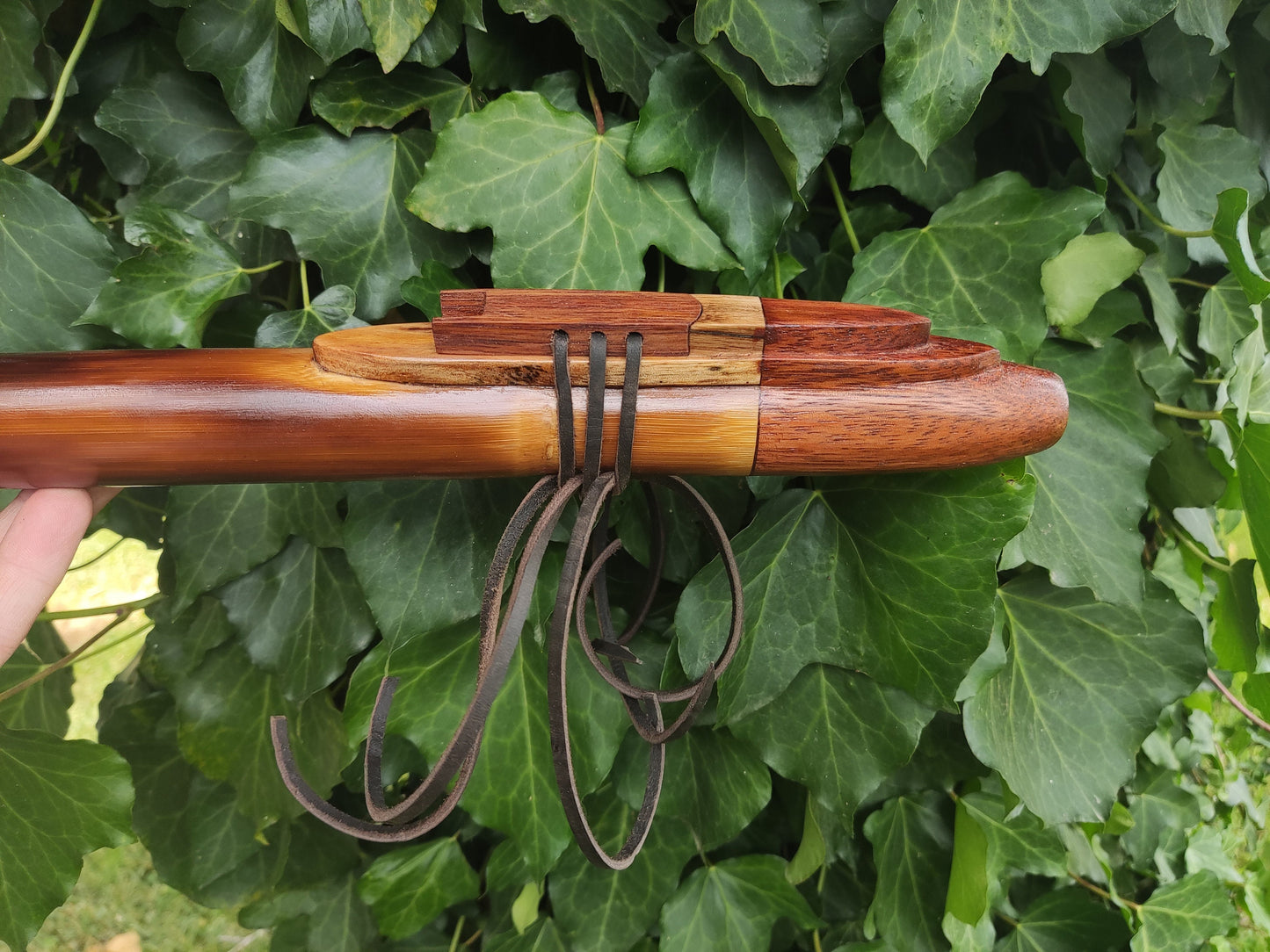 Low D Ethnic Native American Style Bamboo flute in the key of low D | Low D and Intuitive Meditation flute with a Rustic Design | Rui Gomes