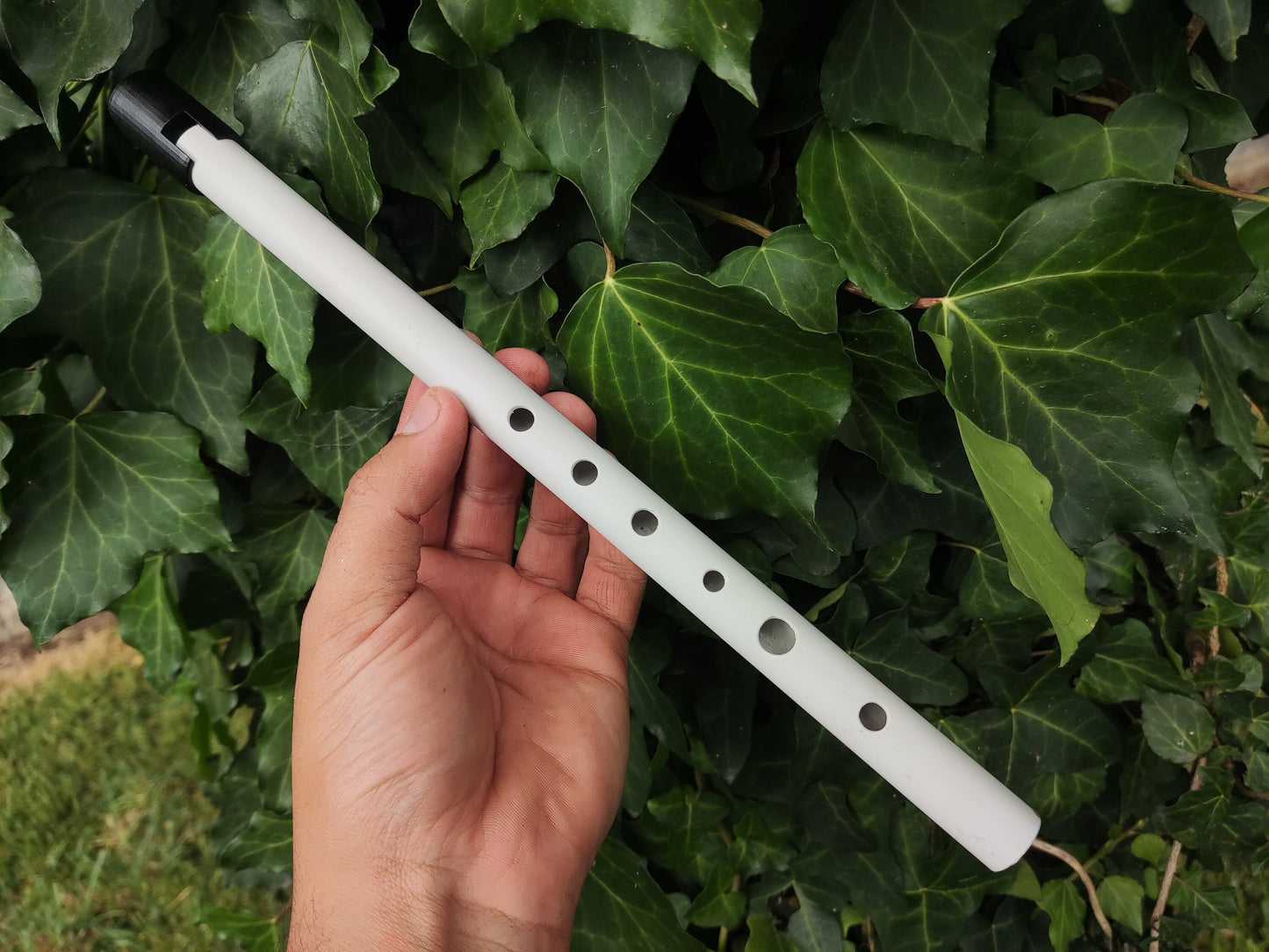 High D Penny Whistle handmade out of PVC | Simple concert tuned Irish style whistle in the Soprano range | Flute for Children | Rui Gomes