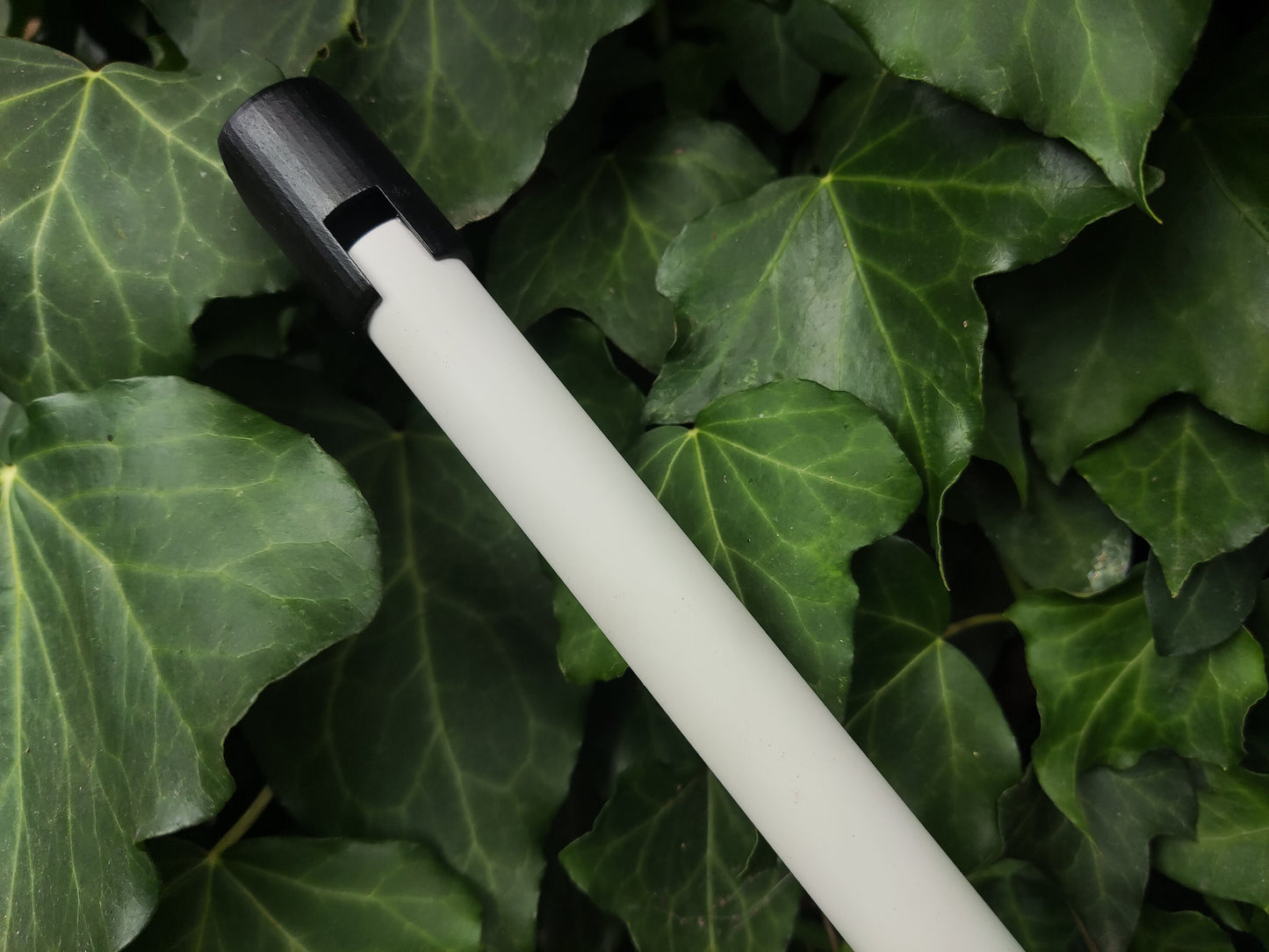 High D Penny Whistle handmade out of PVC | Simple concert tuned Irish style whistle in the Soprano range | Flute for Children | Rui Gomes