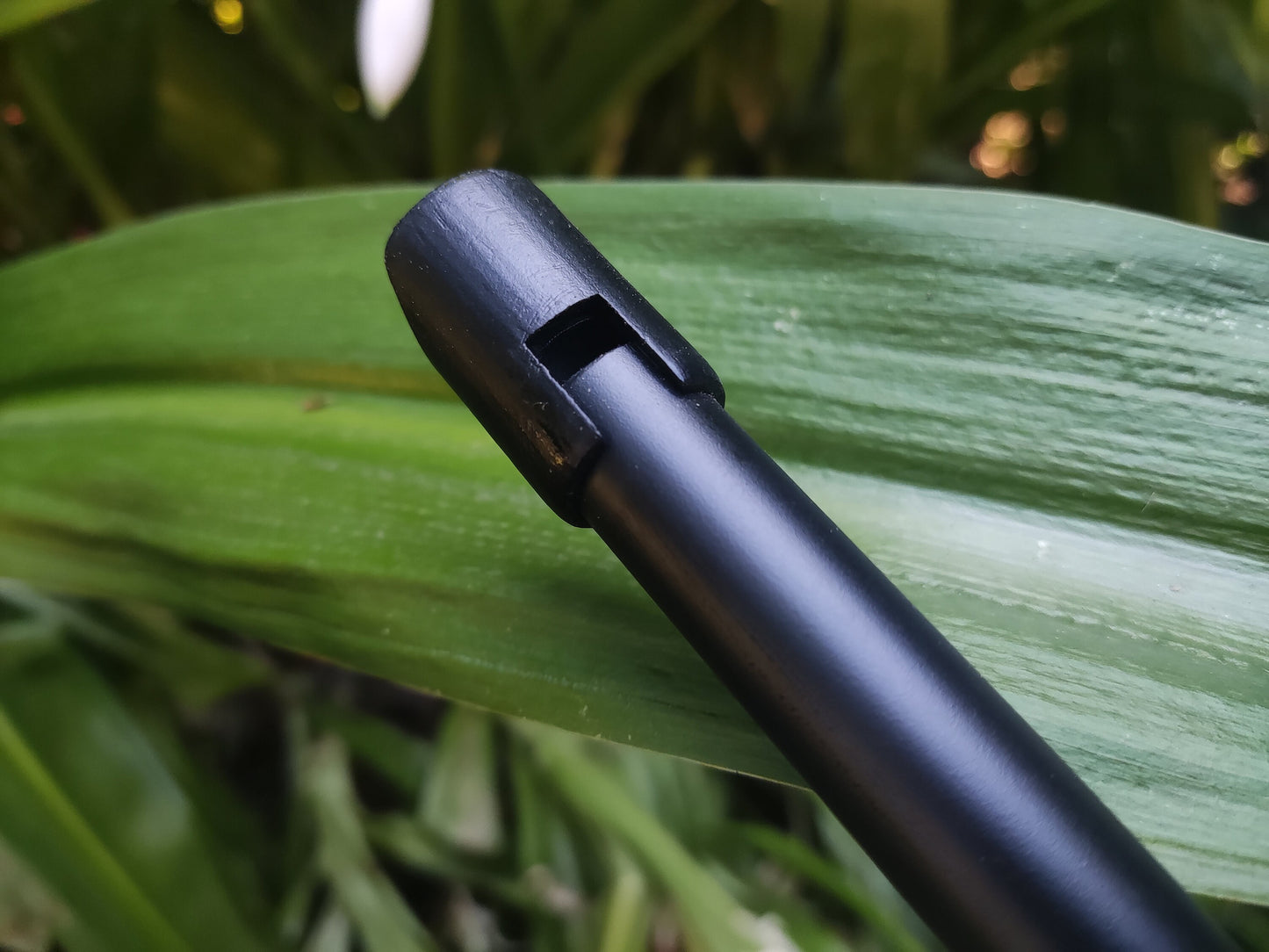 Penny Whistle in D by Rui Gomes | Tin Whistle made with PVC and Resin | Irish-style Fipple Flute for Folk and World Music | Quality plastic