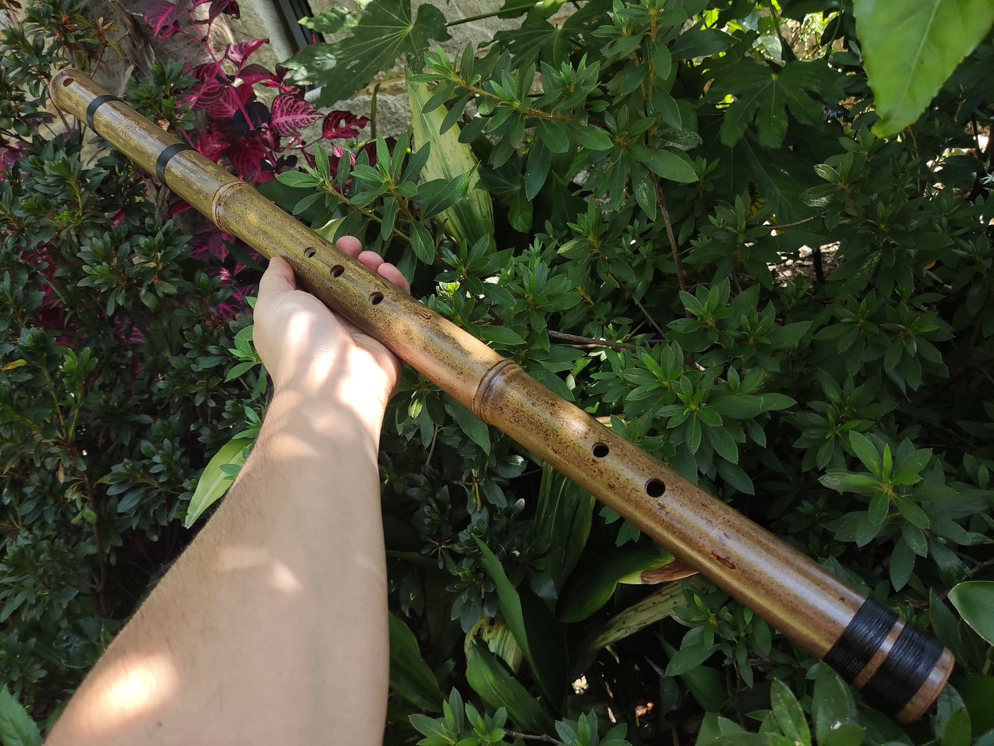 Deep Exotic Meditative Kokin Akebono Bamboo Flute in the key of low G#3. Rustic oriental flute. Ethnic asian flute. Deep transporting voice