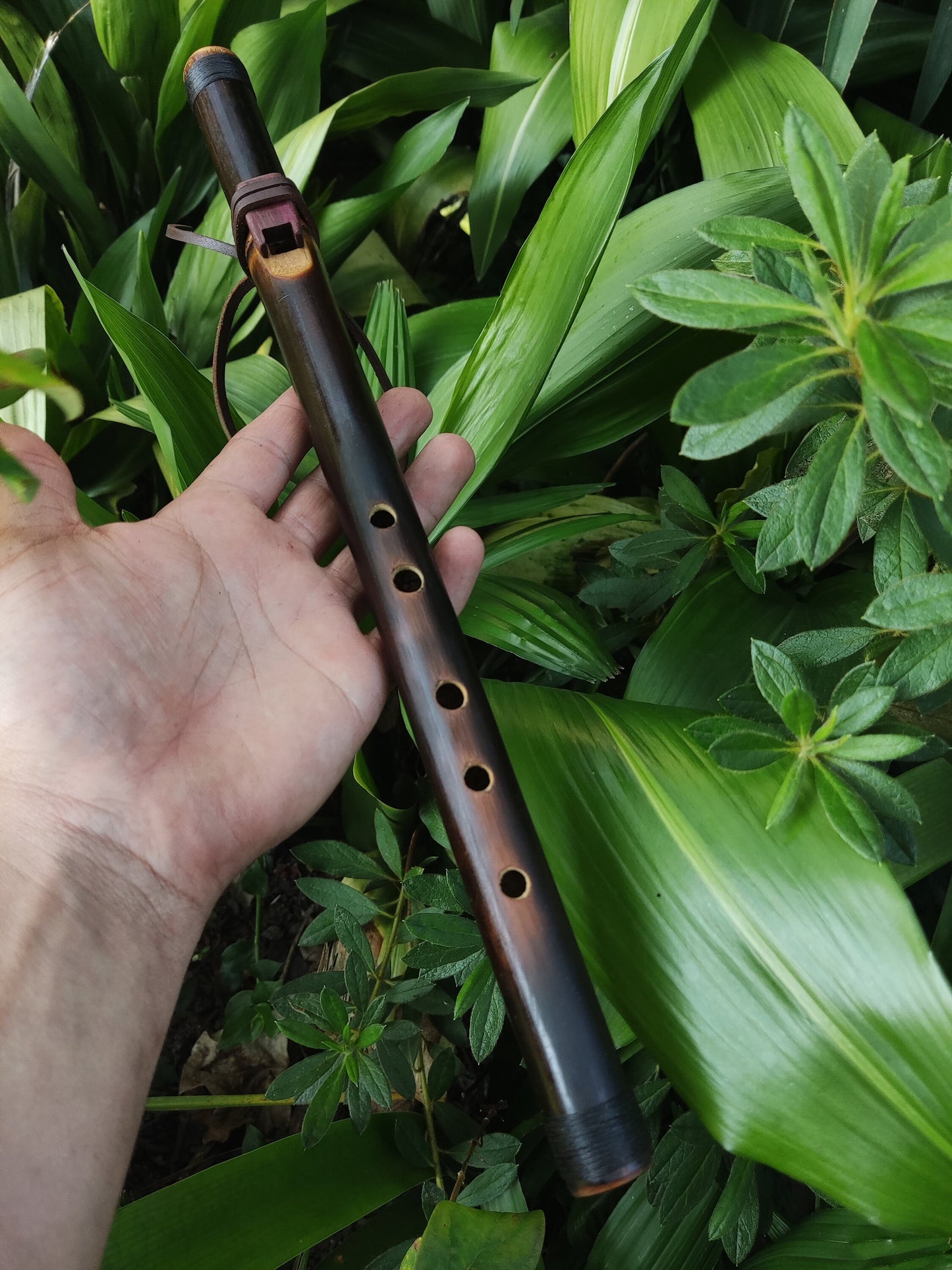 Pocket Native American and Oriental Style Bamboo flute in C, Ethnic and exotic flute with PurpleHeart Block | Gift for Musician | Rui Gomes