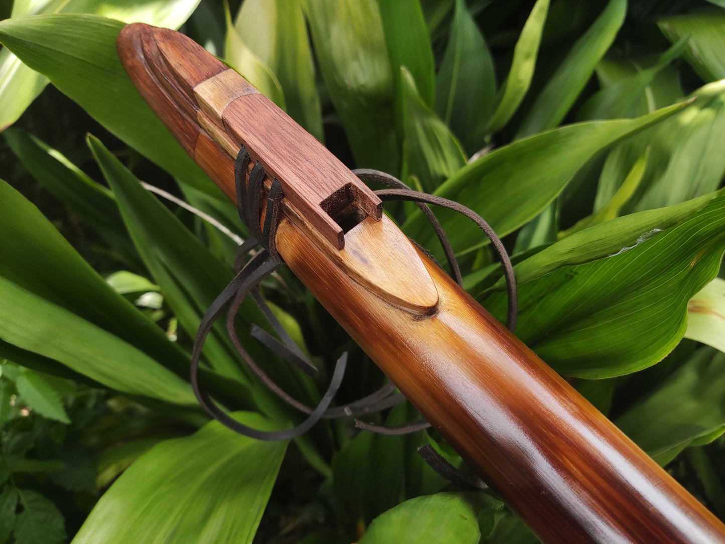 Low D Ethnic Native American Style Bamboo flute in the key of low D | Low D and Intuitive Meditation flute with a Rustic Design | Rui Gomes