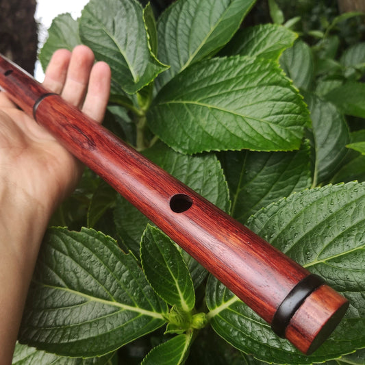 Wooden Flute in the key of F handmade out of Bubinga. Low F Irish style flute  in two pieces, concert tuned Folk and world music | Rui Gomes