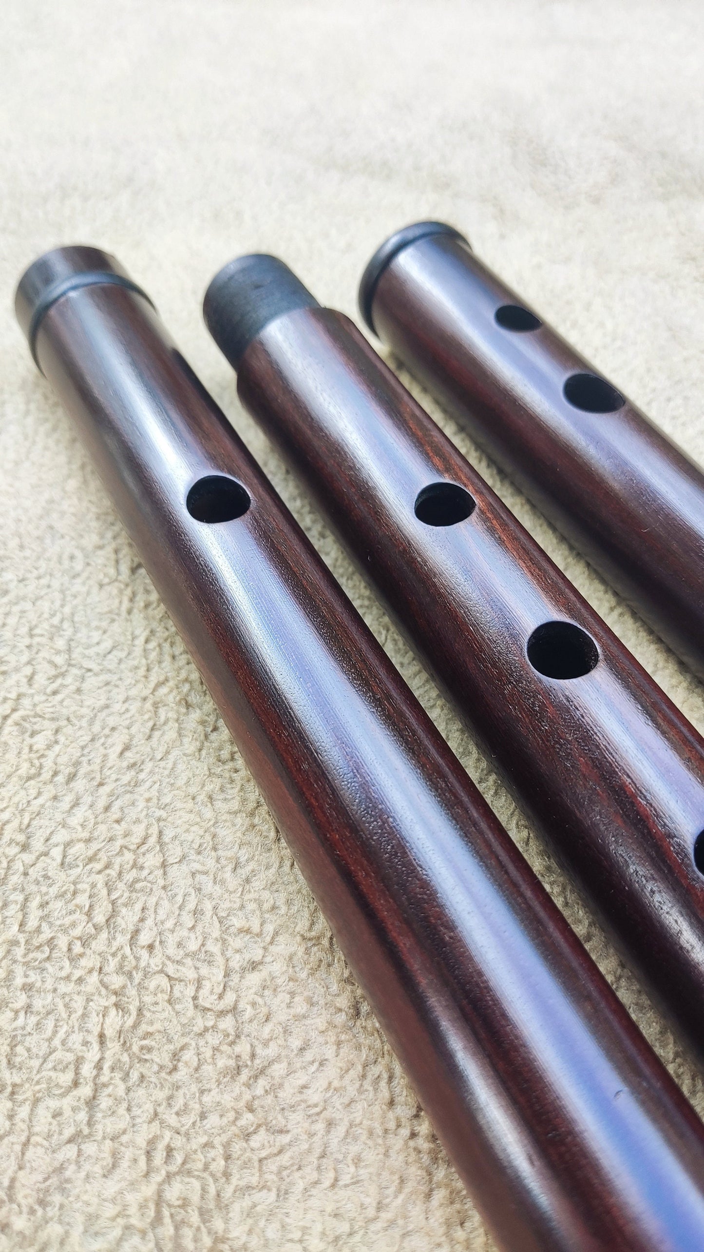 Low D Irish Flute handmade out of Santos Rosewood | Concert Tuned Wooden Flute for Folk & Traditional Music | Gift for Musician | Rui Gomes