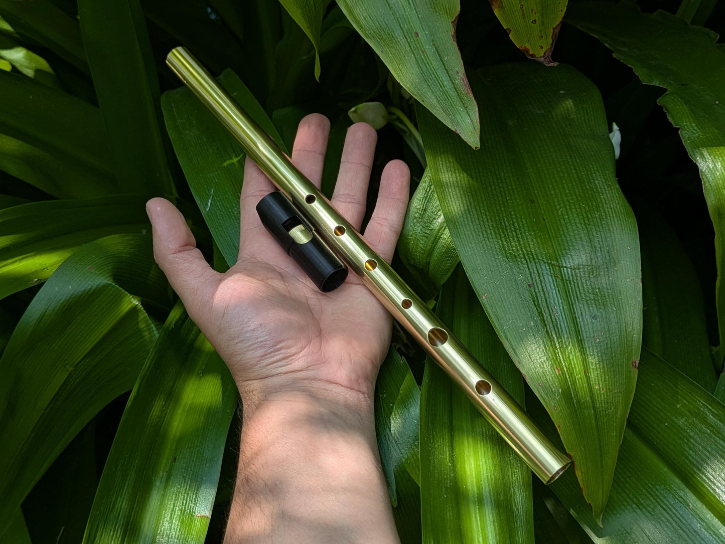 Bb major Brass Whistle | Handmade Tunable Tin Whistle | Sweet sound 6-hole whistle for Irish Traditional Music | Metal Whistle | Rui Gomes