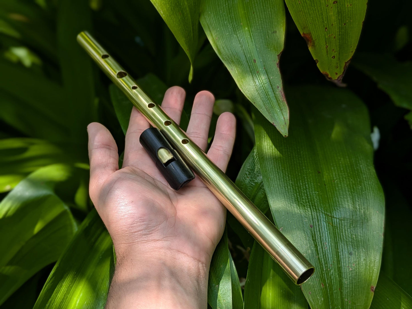 Bb major Brass Whistle | Handmade Tunable Tin Whistle | Sweet sound 6-hole whistle for Irish Traditional Music | Metal Whistle | Rui Gomes