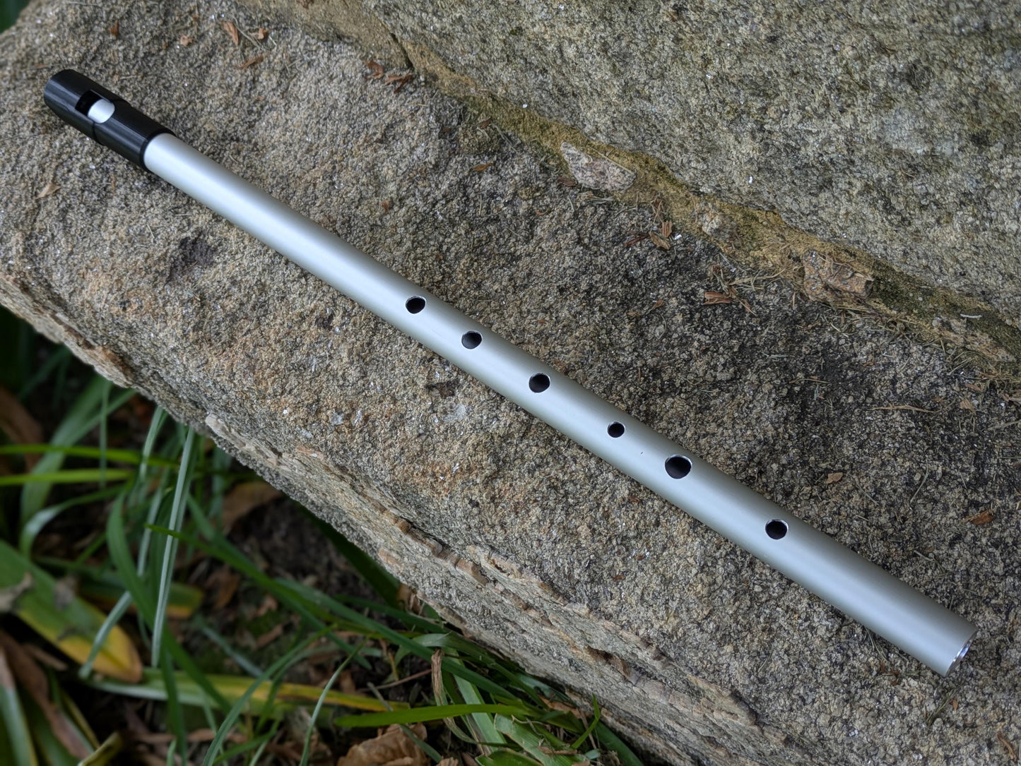 Low F Tunable Whistle in Aluminium | Irish Whistle for Folk Music | Simple 6 hole Handmade Tin Whistle | Deep Sweet sound | Rui Gomes
