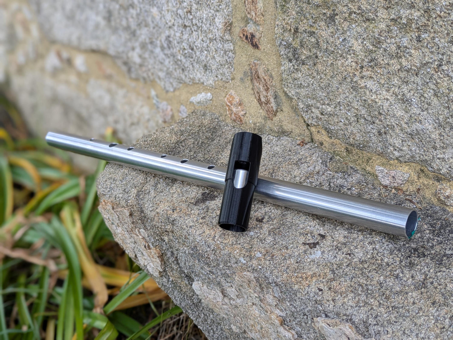 Low D Whistle in Aluminum | Tunable Concert Whistle | Low, Sweet Tone Whistle for Irish Traditional Music | Gift for Musician | Rui Gomes