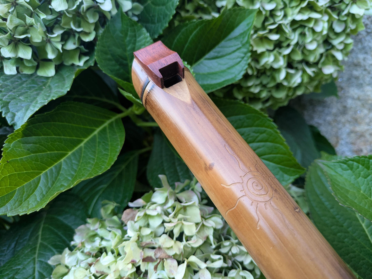 Low D Native American Style Bamboo Fipple Flute | Simple Intuitive flute with a Minor Pentatonic Scale | 5-holed Bamboo flute | Rui Gomes