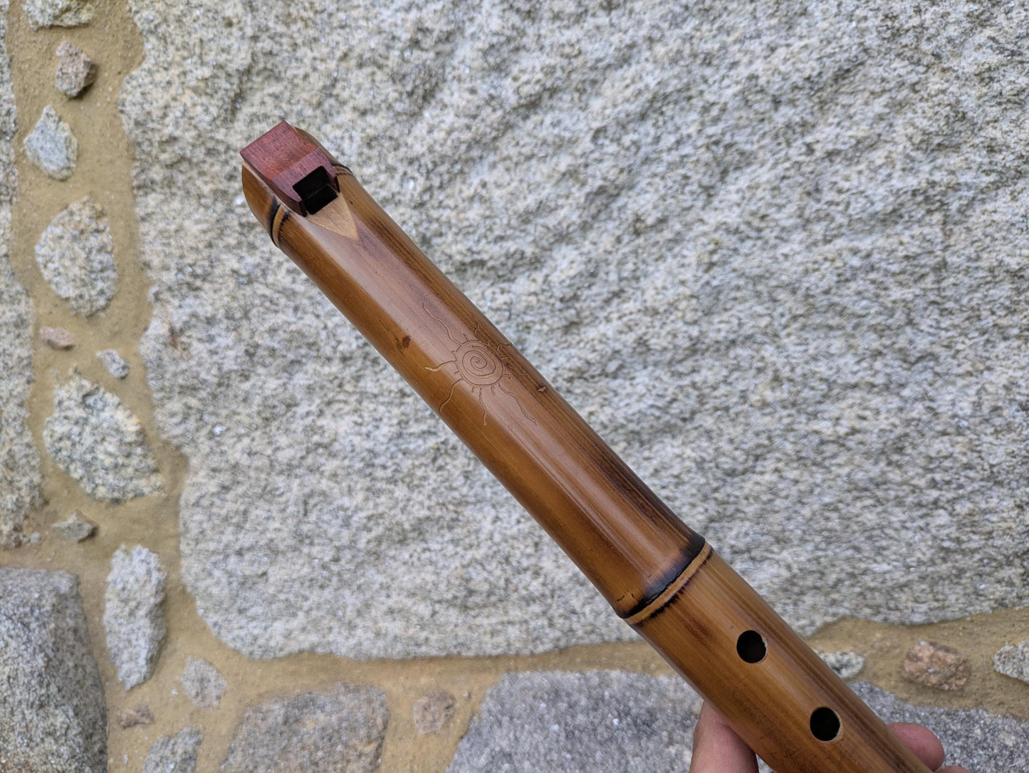 Low D Native American Style Bamboo Fipple Flute | Simple Intuitive flute with a Minor Pentatonic Scale | 5-holed Bamboo flute | Rui Gomes