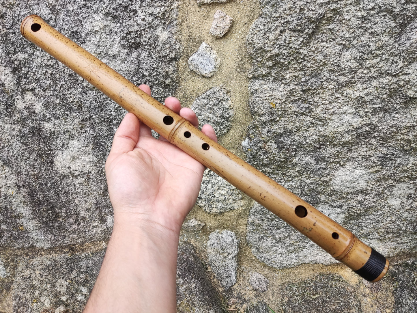 Raga Todi bamboo flute in the key of high F. Oriental Raga bamboo flute | Rui Gomes